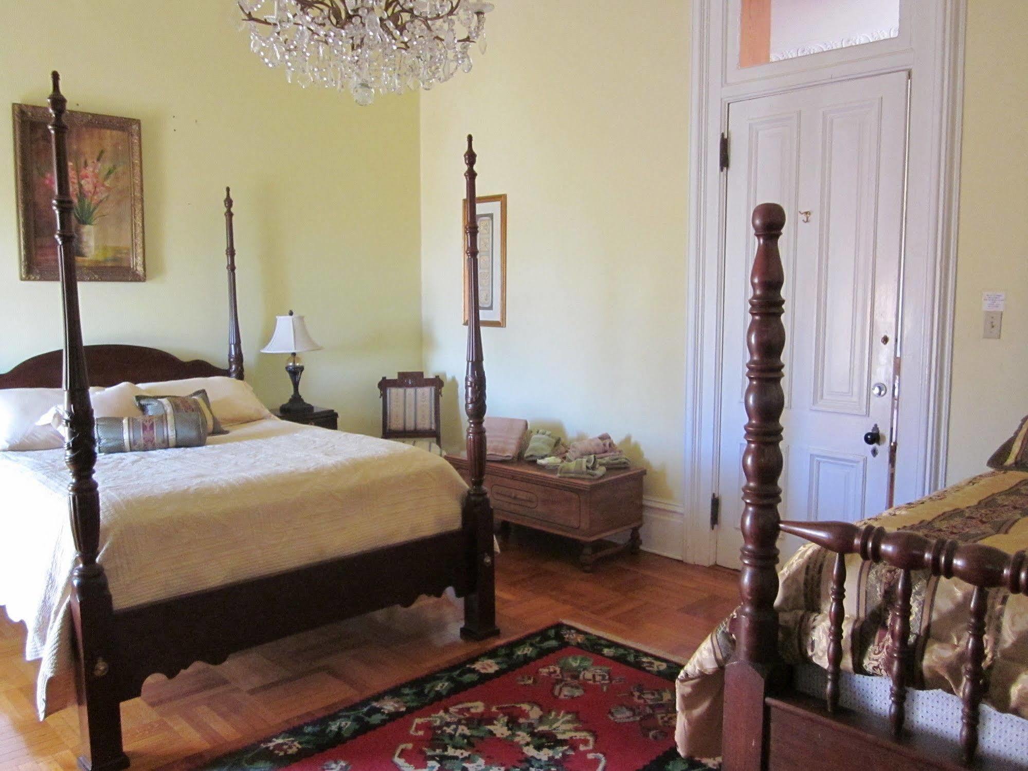 Baer House Inn Vicksburg Extérieur photo