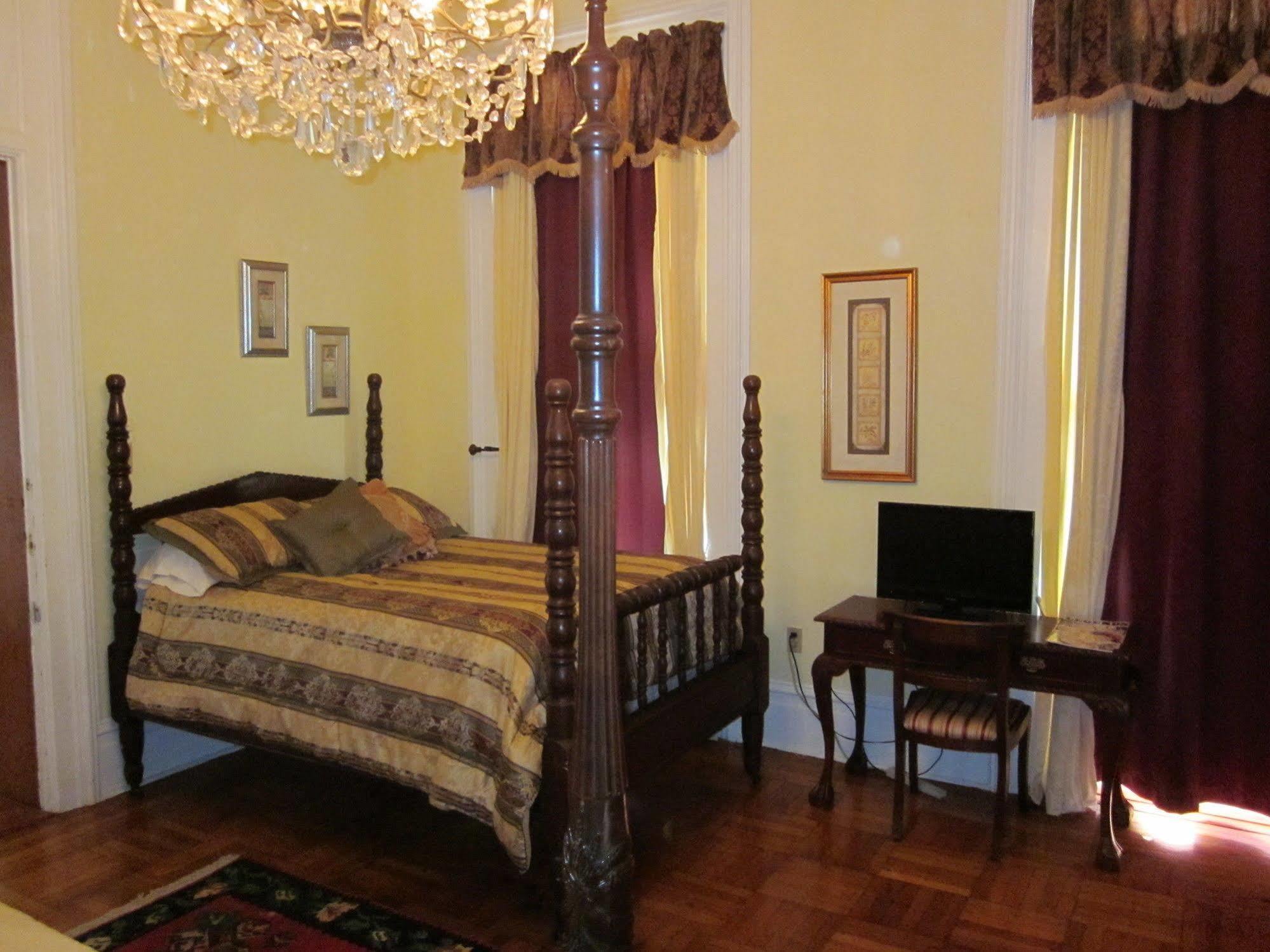 Baer House Inn Vicksburg Extérieur photo