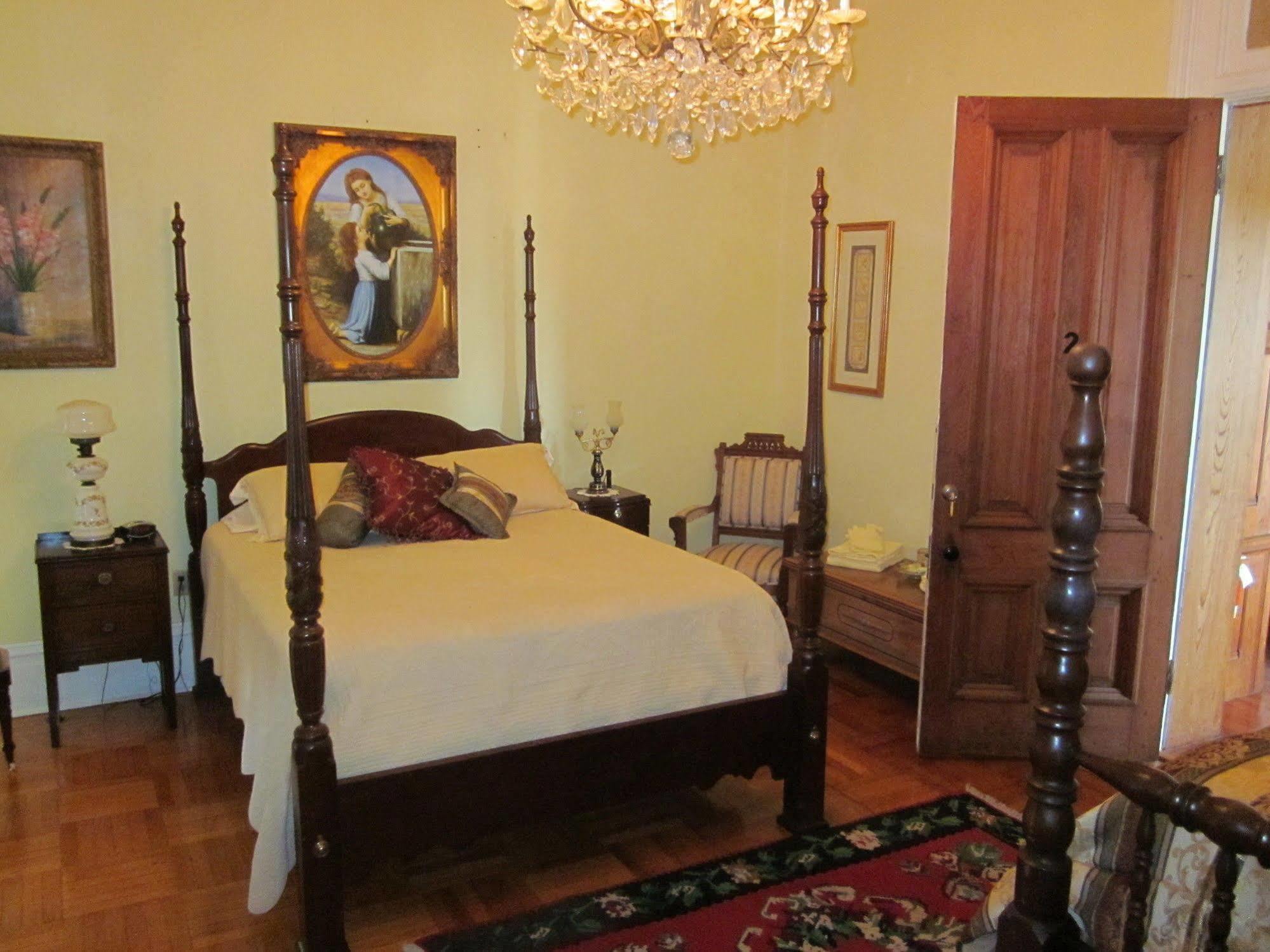 Baer House Inn Vicksburg Extérieur photo